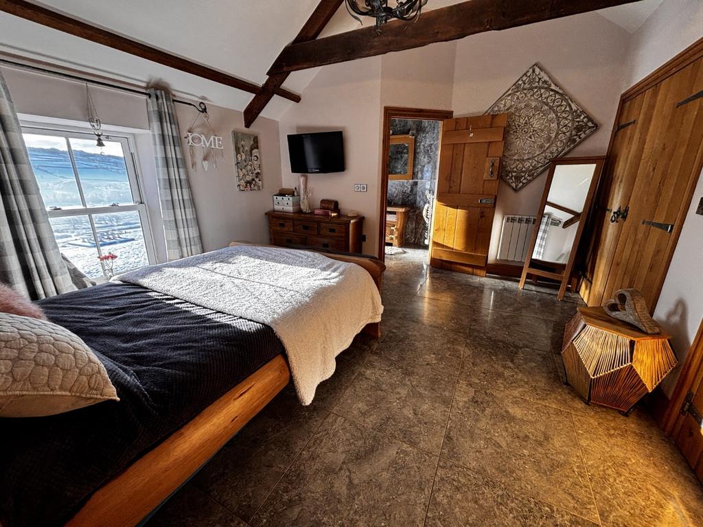 Bedroom 2 En Suite