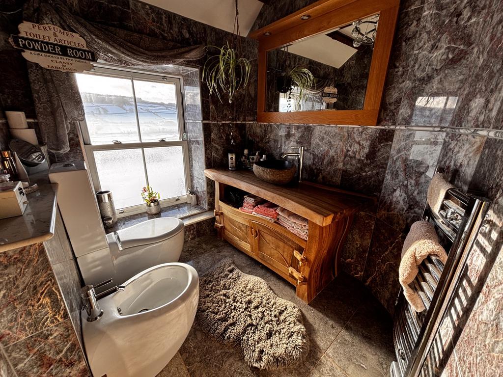 En Suite 1