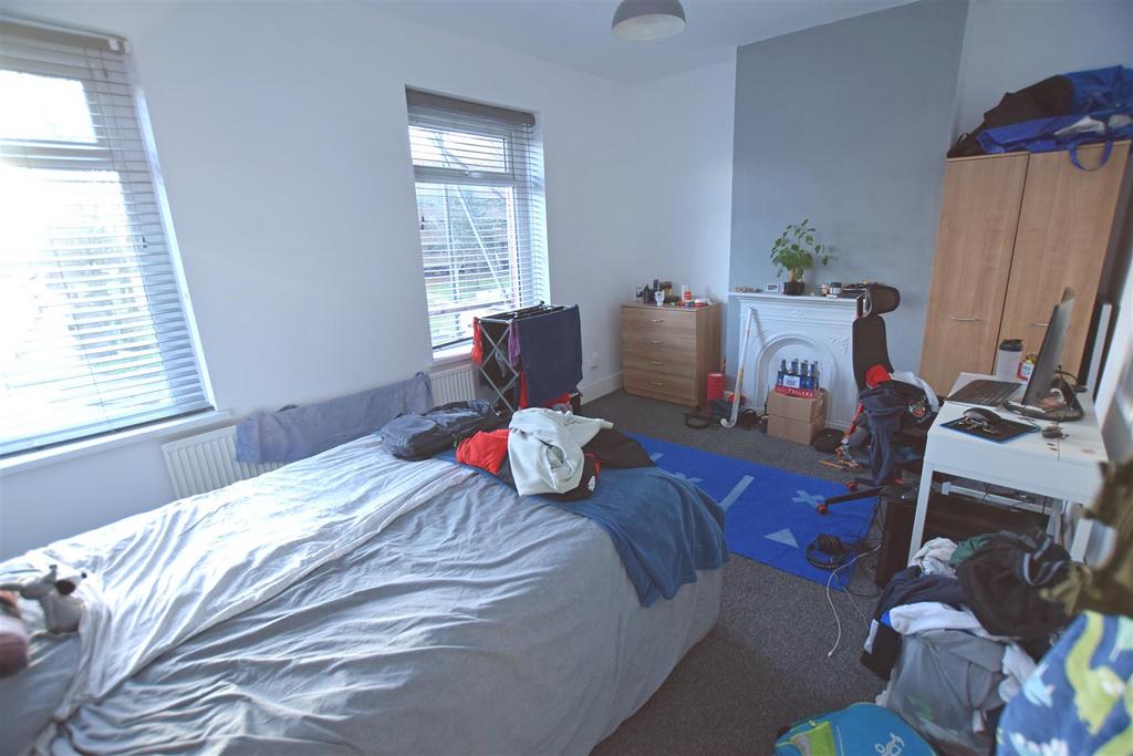 Bedroom2.jpg