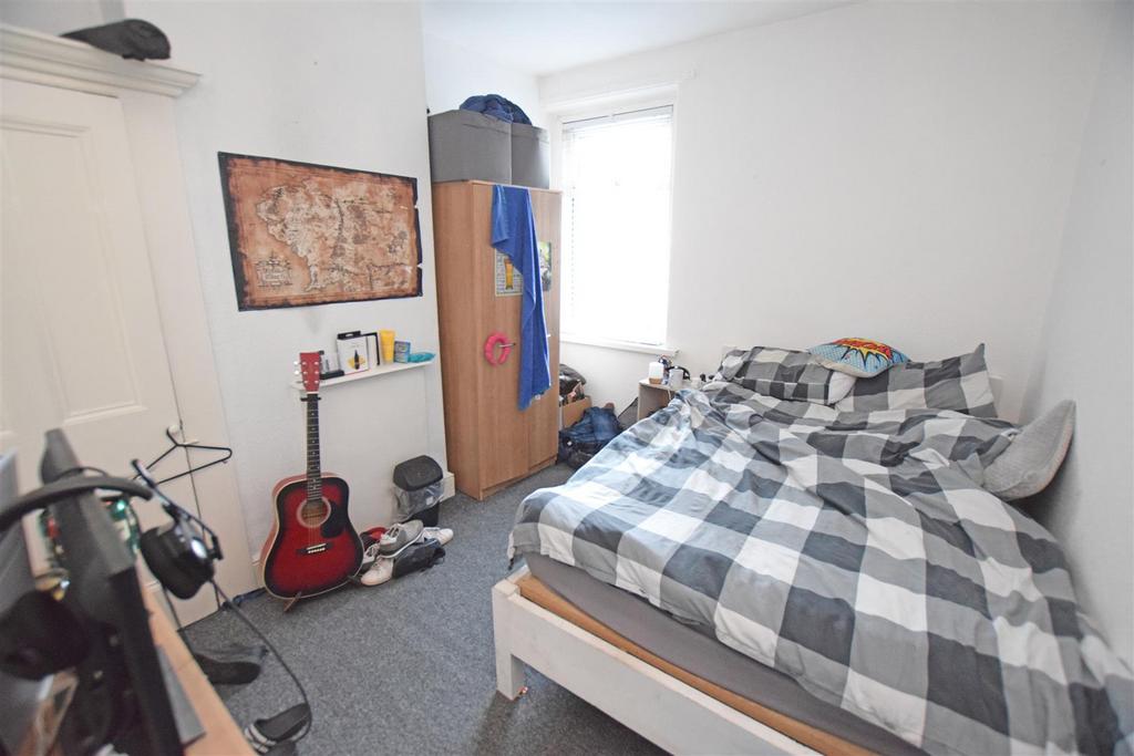 Bedroom3.jpg
