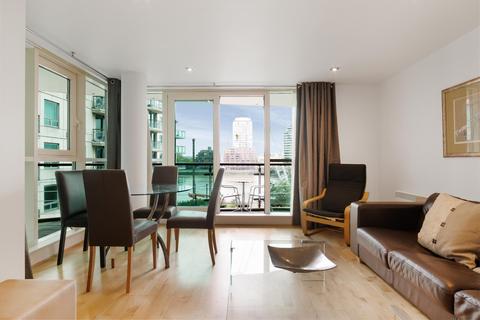 1 bedroom flat to rent, St George Wharf, Vauxhall, London, SW8