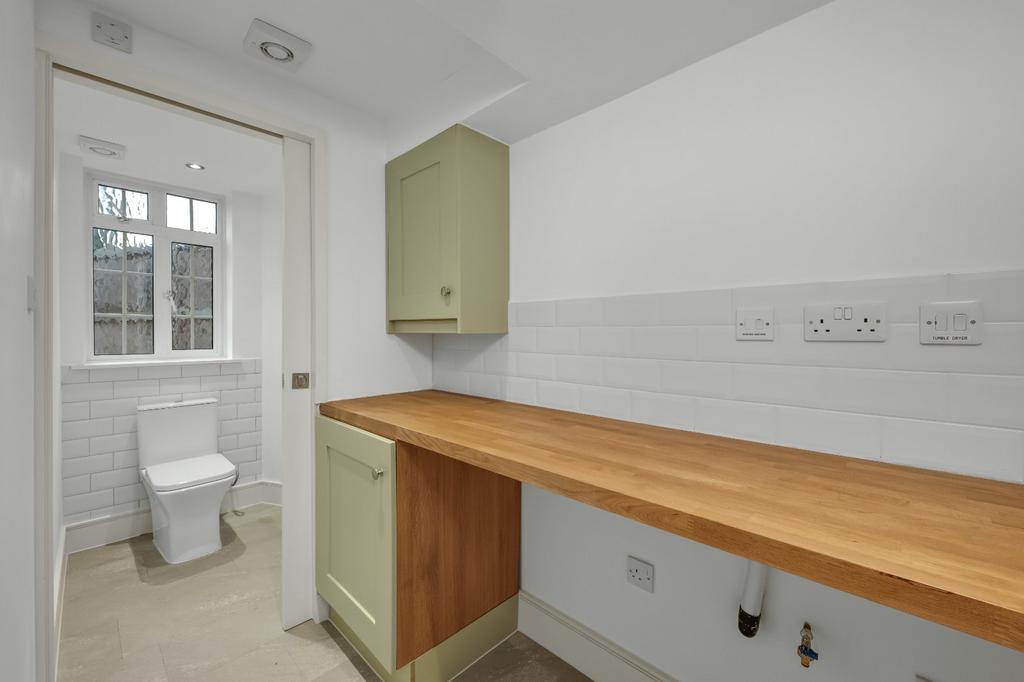 Guest Wc/Utility