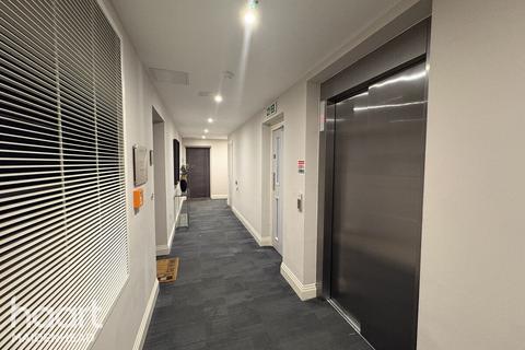 2 bedroom apartment for sale, The Colonnade, MAIDENHEAD