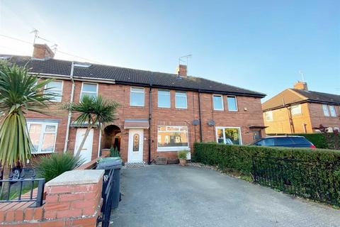 3 bedroom terraced house to rent - Lucas Avenue, York