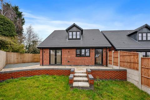 4 bedroom detached bungalow for sale, Church Street, Telford TF2