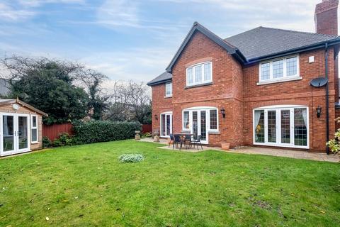 5 bedroom detached house for sale, Lanthorn Close, Lichfield, WS13