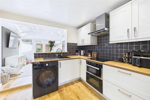 2 bedroom terraced house for sale, Popular riverbank location in Clevedon