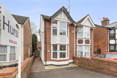2 bedroom semi-detached house for sale, Hughenden Road, High Wycombe HP13