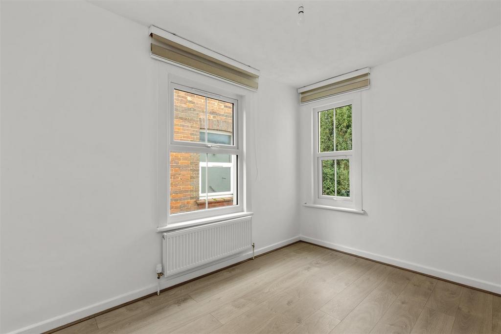 181 Hughenden Rd, HP13 5 PL-2.jpg
