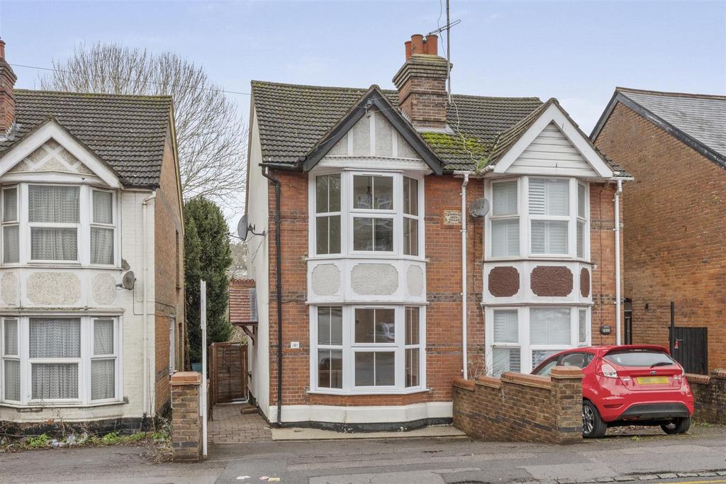 181 Hughenden Rd, HP13 5 PL-15.jpg