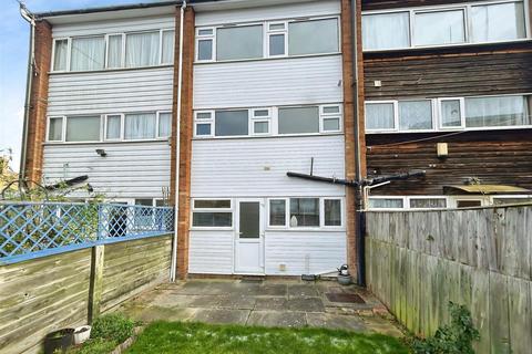 3 bedroom townhouse for sale, Wykeham Road, Sittingbourne