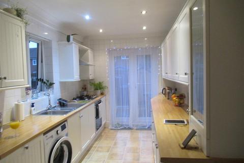 2 bedroom terraced house to rent, Firs Lane, Leigh WN7