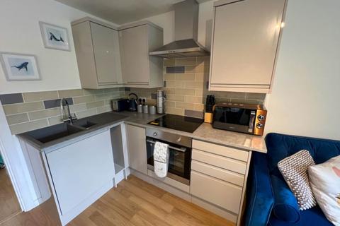 2 bedroom flat to rent, St Peters Way, Milton Keynes MK13