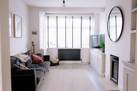 3 bedroom semi-detached house for sale, Blacklands Drive, Hastings
