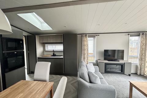 3 bedroom lodge for sale, York YO42