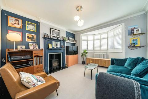 3 bedroom semi-detached house for sale, Shelbury Road, London SE22