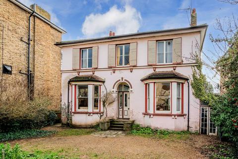 5 bedroom detached house for sale - St. Leonards Road, Surbiton KT6