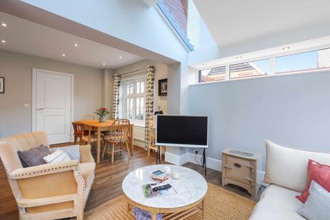 3 bedroom detached house for sale, Honeysuckle Avenue, Cheltenham, Gloucestershire, GL53