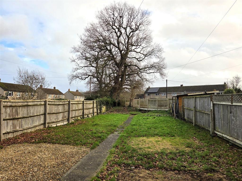 41 Heathfield - Garden.jpg