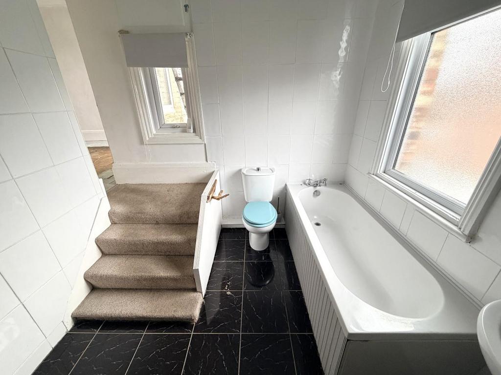 En suite bathrom