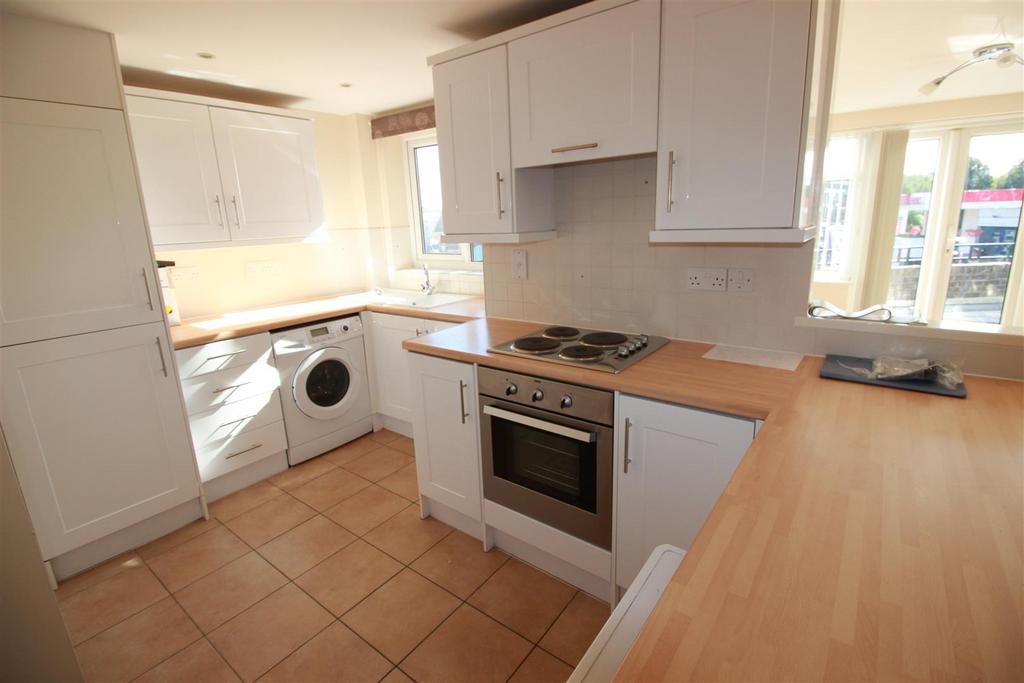 Kitchen 1.JPG
