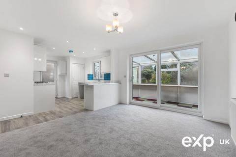 3 bedroom semi-detached bungalow for sale, Southwell Road East, Mansfield NG21
