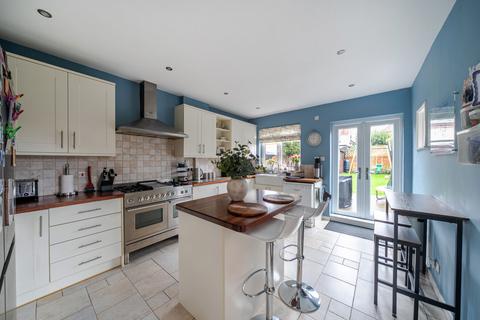 4 bedroom semi-detached house for sale, Norfolk Road, Shirley, Southampton, Hampshire, SO15