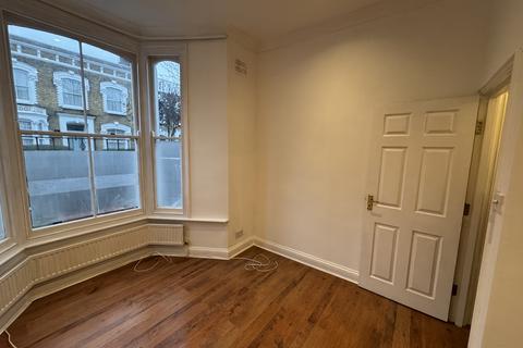 1 bedroom ground floor flat to rent, Palatine Road, London N16