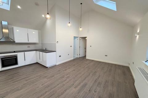 2 bedroom apartment to rent, Stratford Road, Shirley