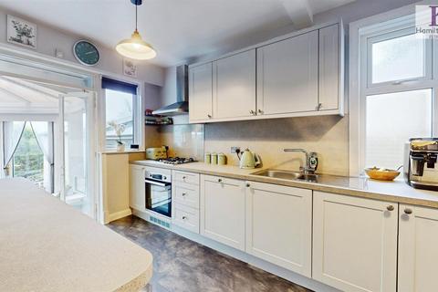 3 bedroom semi-detached bungalow for sale, Daleson Close, Northowram