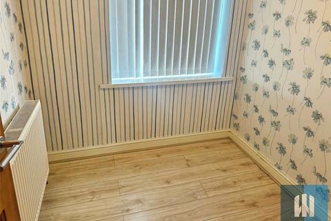 3 bedroom semi-detached house to rent, Cross Lane, Newsome, Huddersfield, HD4