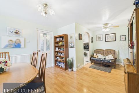 undefined, Glenester Close, Hoddesdon EN11
