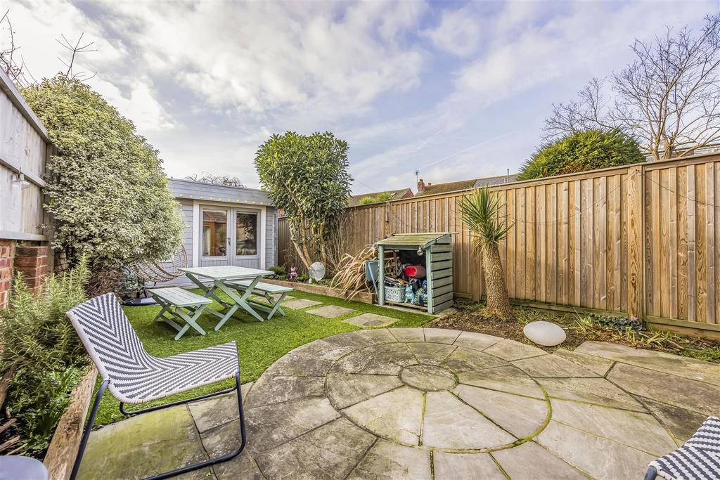 4 Colebrook Avenue, Baffins-Portico Marketing-Sold B