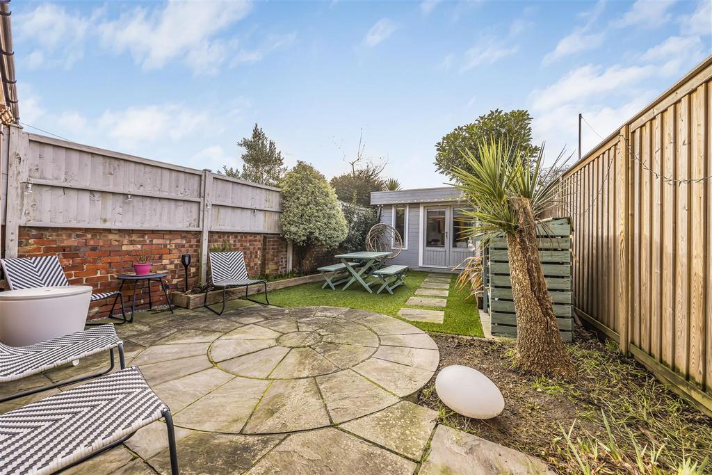 4 Colebrook Avenue, Baffins-Portico Marketing-Sold B