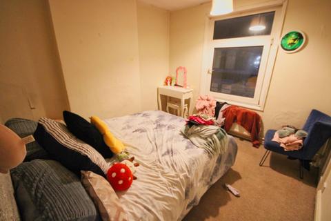 2 bedroom end of terrace house for sale, Wood Street, Kettering, NN16