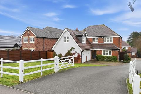 5 bedroom detached house for sale, Tysea Hill, Stapleford Abbotts, Essex
