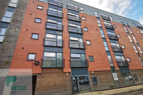 2 bedroom flat to rent, Carriage Grove, Bootle, Merseyside