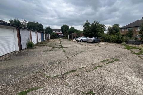 undefined, Stourton Avenue, Feltham TW13