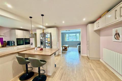 4 bedroom semi-detached house for sale, Holcombe Drive, Plymouth PL9