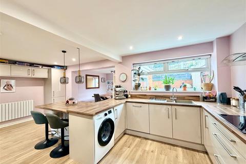 4 bedroom semi-detached house for sale, Holcombe Drive, Plymouth PL9
