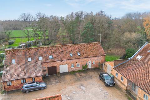 undefined, Countryside Living in Foulsham