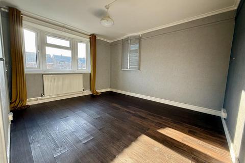 undefined, Mayenne Place, Devizes
