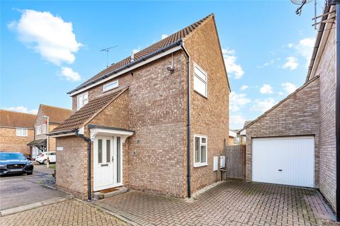 3 bedroom semi-detached house for sale, Colne Close, South Woodham Ferrers, Chelmsford, Essex, CM3