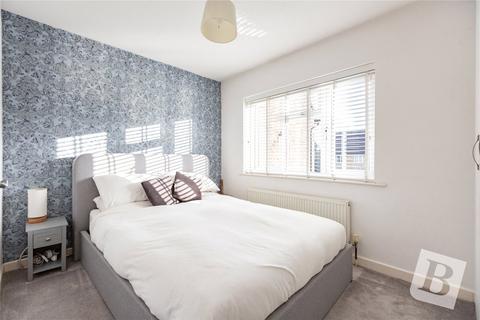 3 bedroom semi-detached house for sale, Colne Close, South Woodham Ferrers, Chelmsford, Essex, CM3