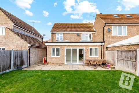 3 bedroom semi-detached house for sale, Colne Close, South Woodham Ferrers, Chelmsford, Essex, CM3