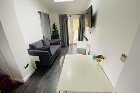 Property to rent, The Ridge, Bristol, BS11