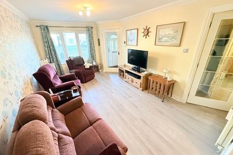 3 bedroom detached house for sale, Loch Venachar Gardens, Glenrothes, KY6