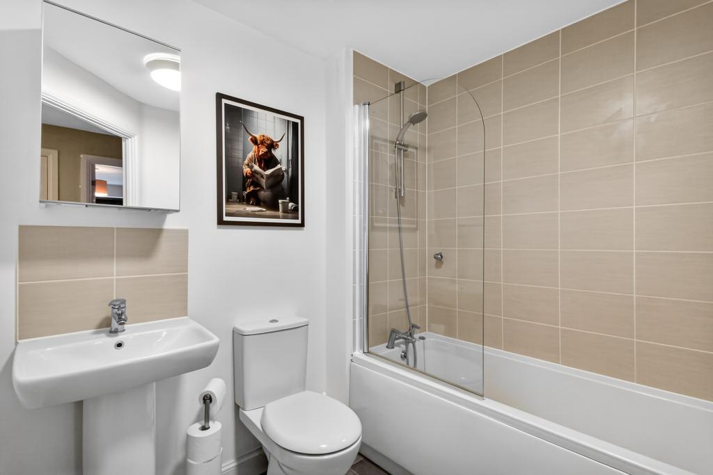 46whitlockavenuelarge17