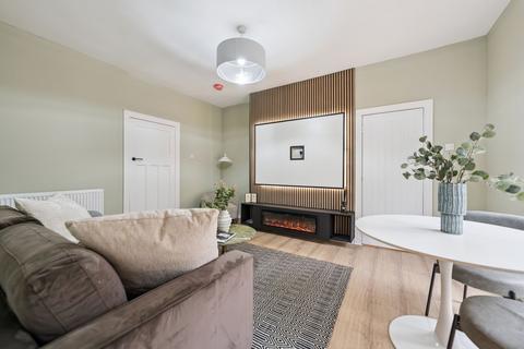 3 bedroom flat for sale, 172 Glencroft Road, Croftfoot, Glasgow, G44 5RE