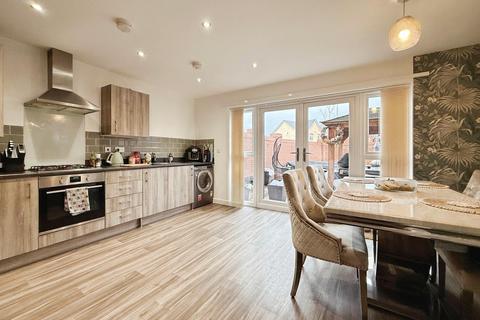 3 bedroom semi-detached house for sale, Doctor Hanna Way, Telford TF1